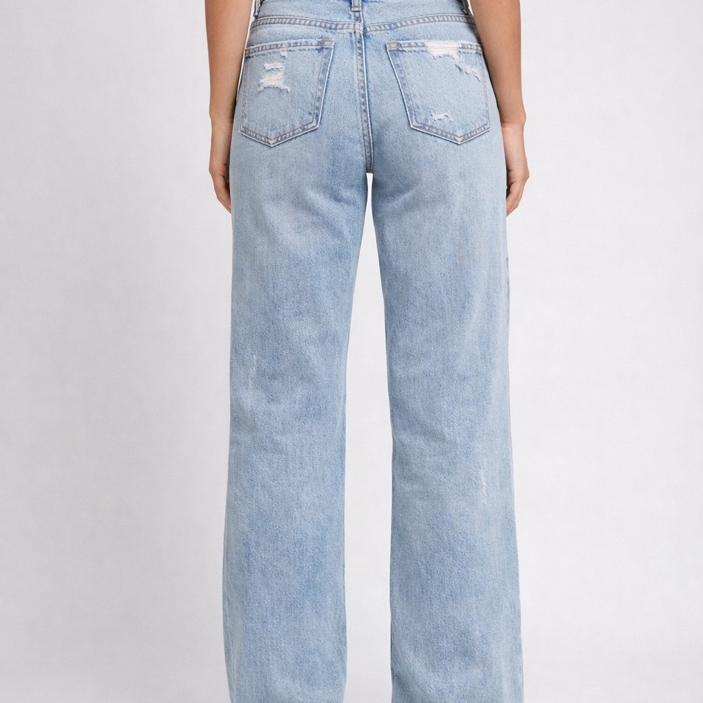 Cello Distressed Light Wash Wide Leg Jeans Size 7 Frayed Hem Ripped Denim - Picture 2 of 10